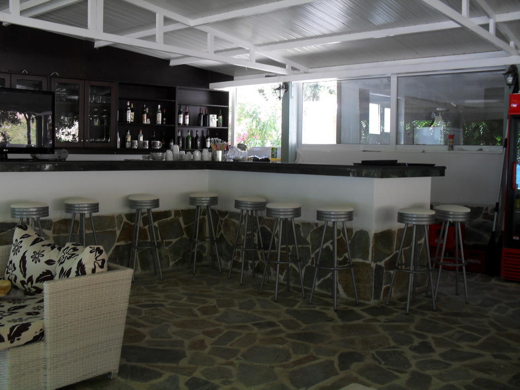 V&C Paradise Apartments Rodakino Extérieur photo