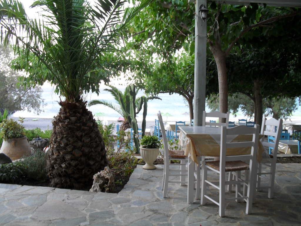 V&C Paradise Apartments Rodakino Extérieur photo