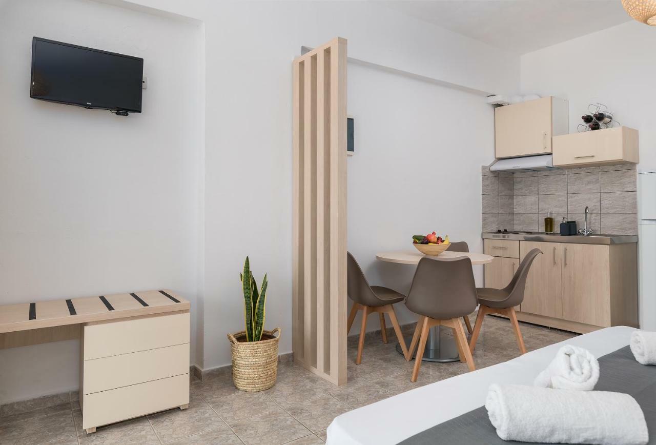 V&C Paradise Apartments Rodakino Extérieur photo